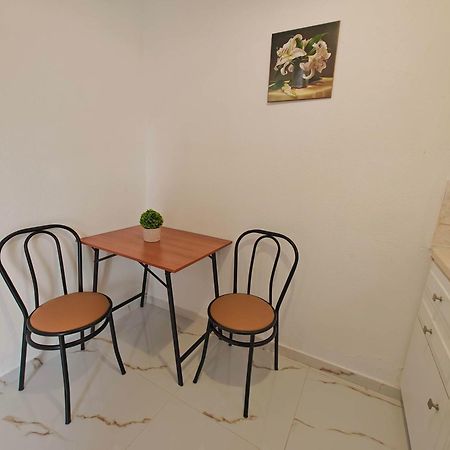 Elena Pool Aparthotel Agios Georgios  Ngoại thất bức ảnh