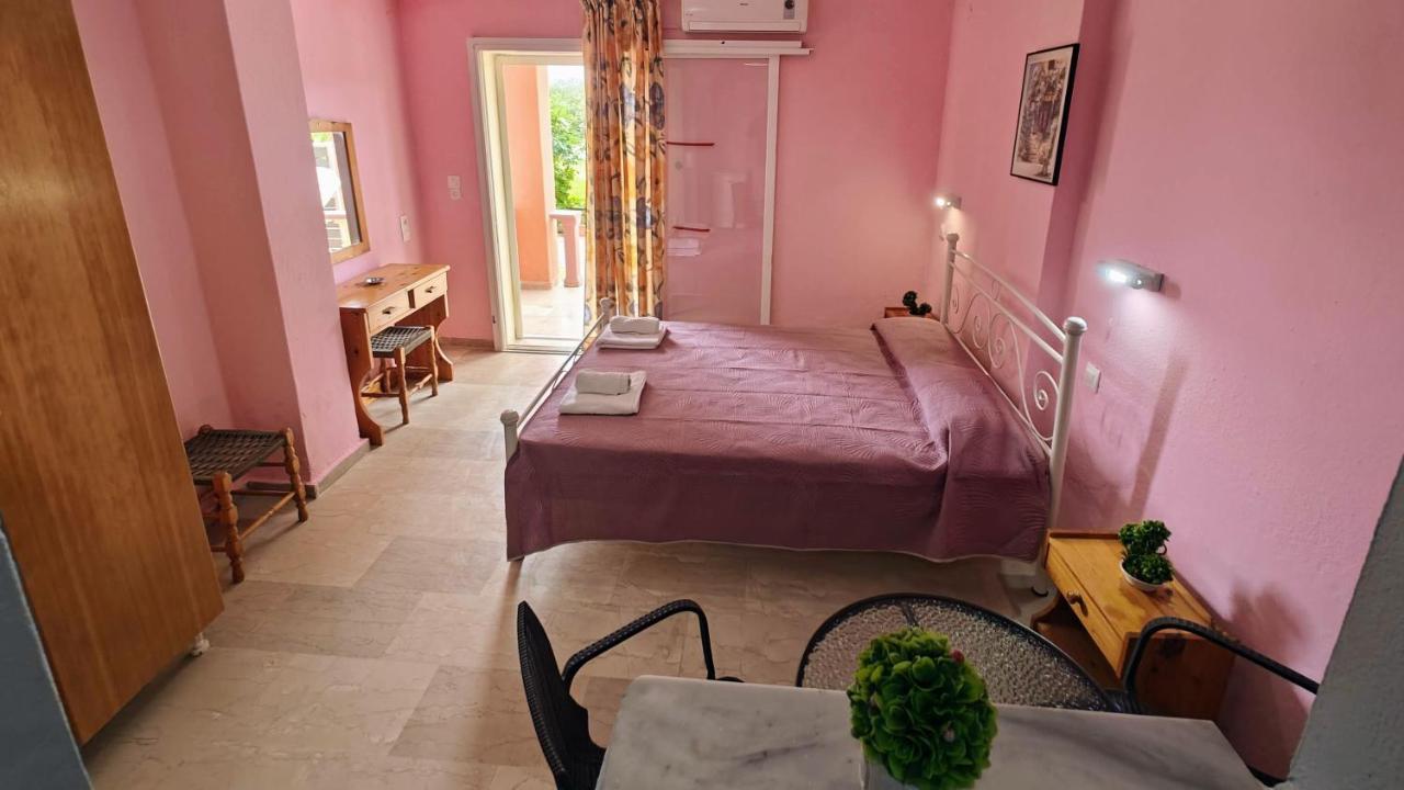 Elena Pool Aparthotel Agios Georgios  Ngoại thất bức ảnh