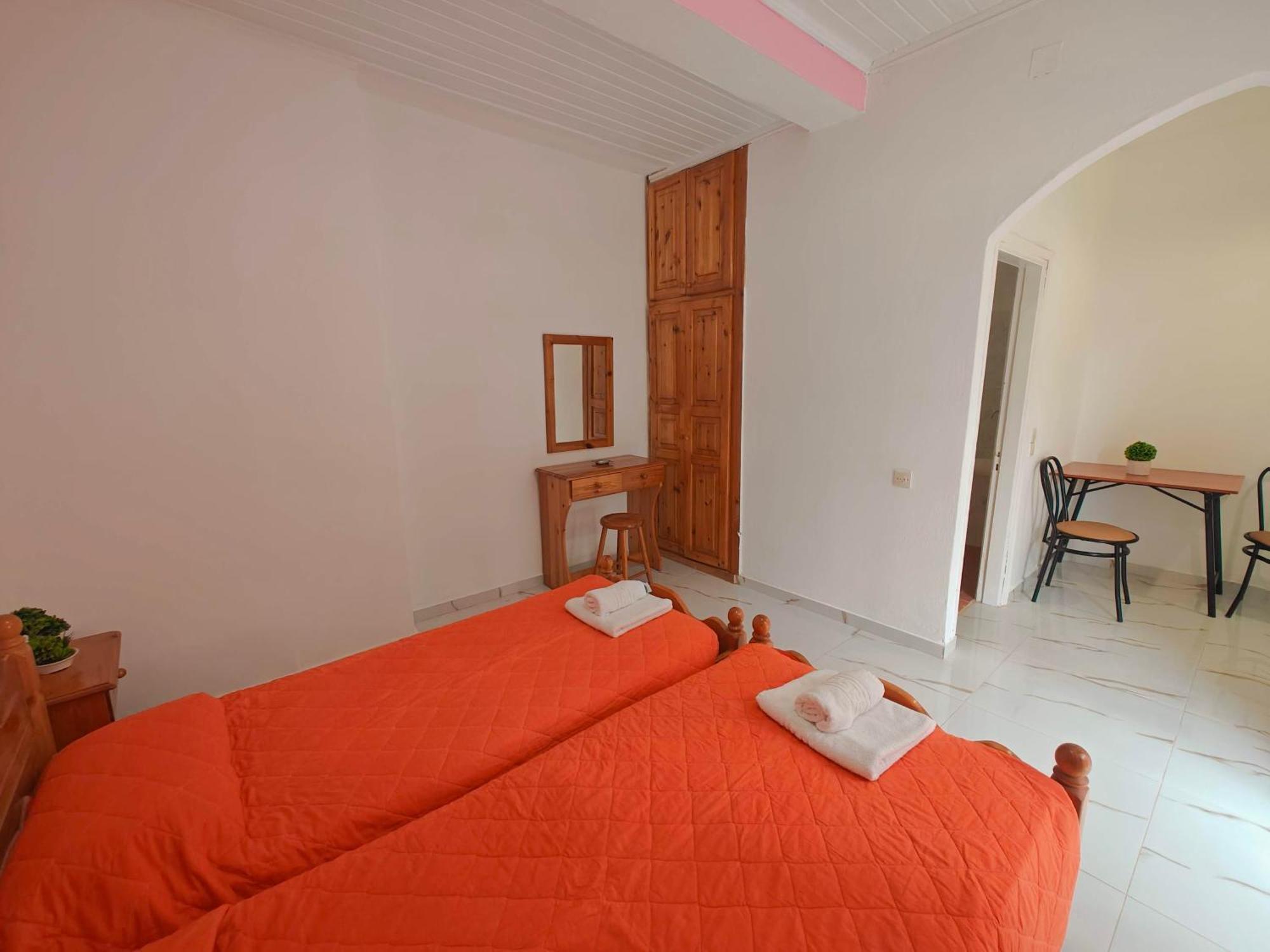 Elena Pool Aparthotel Agios Georgios  Ngoại thất bức ảnh